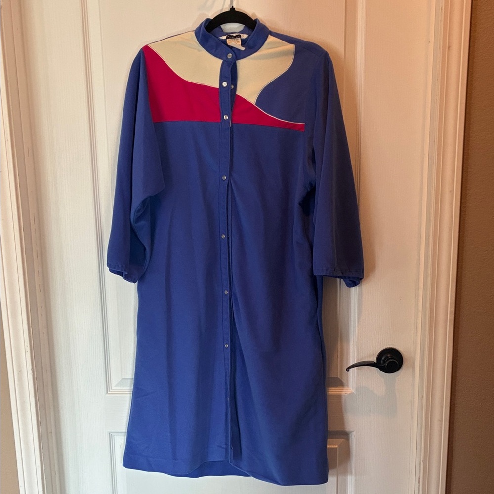 💜 Vintage Housecoat / Lounge Robe – Purple Pink White – Size Small – 70s 80s